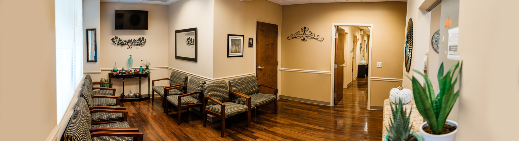 LakeCity-OBGYN-lobby-header